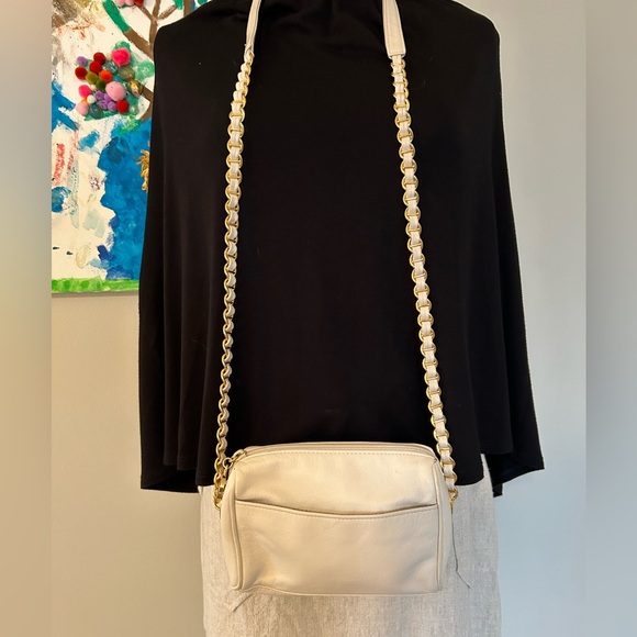 Nine West Handbag - Picture 2 of 11